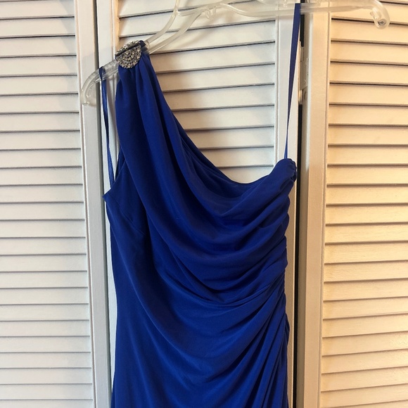 Ralph Lauren Gown - Picture 1 of 3